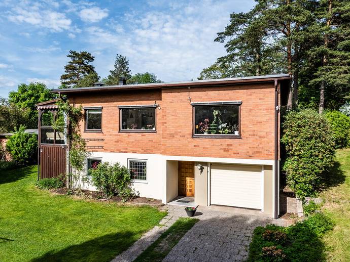 6 rok · 177 m² · Högdalsgatan 9