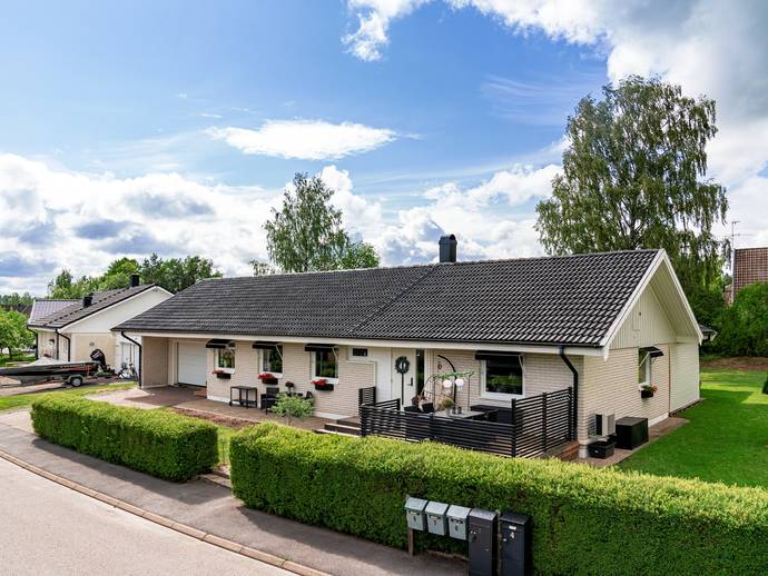 5 rok · 168 m² · Längdhoppsvägen 6