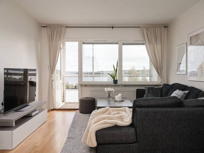 2 rok · 60,5 m² · Mellangatan 34