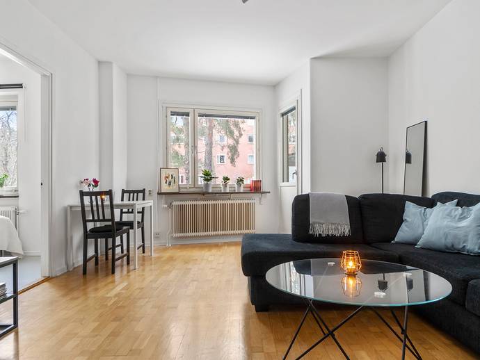 2 rok · 42 m² · Skulptörvägen 24