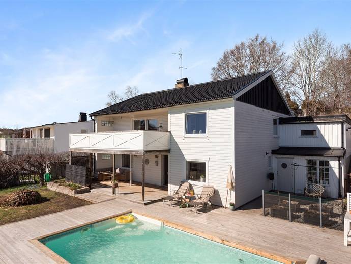 6 rok · 172 m² · Fågelsångsvägen 56
