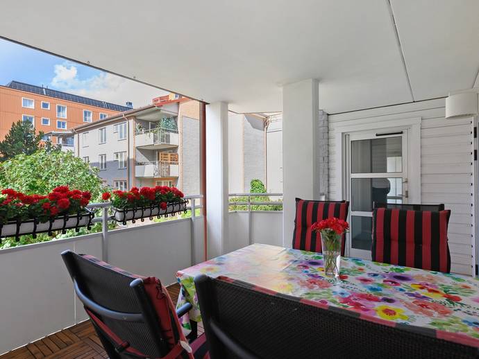 2 rok · 64 m² · Södra Kungsgatan 34