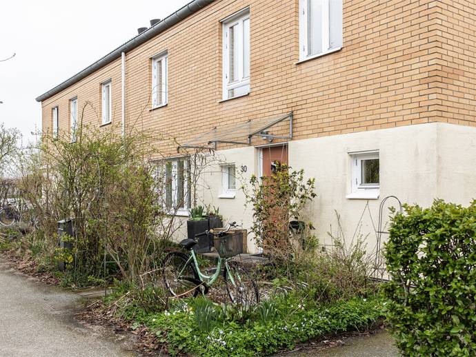 6,5 rok · 154 m² · Sakförarevägen 30