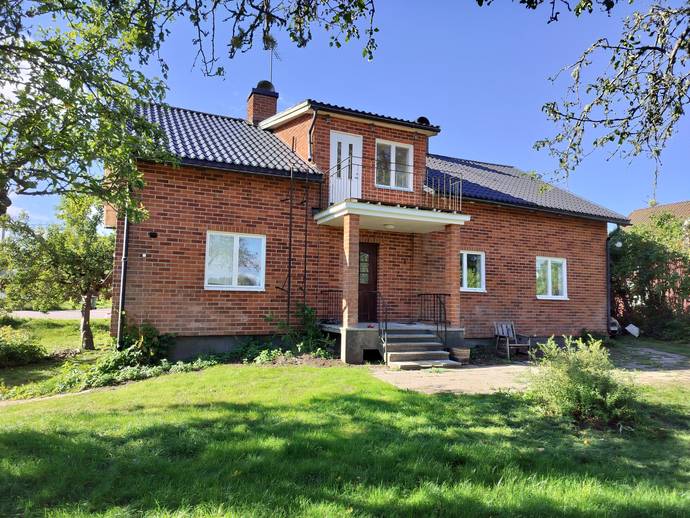 7 rok · 195 m² · Åkerby 223
