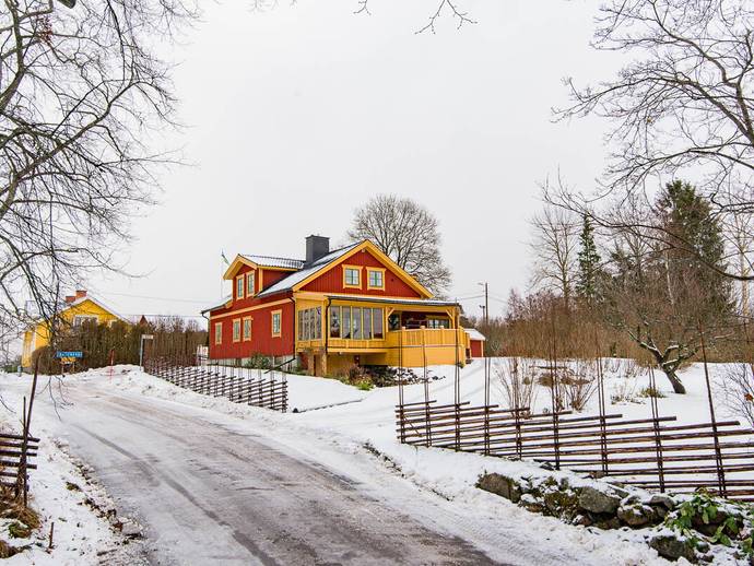7 rok · 160 m² · Dalsängsvägen 2