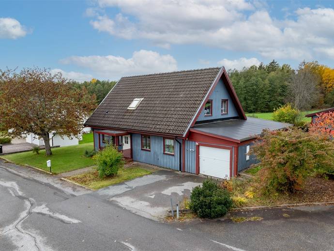 6 rok · 145 m² · Videvägen 12