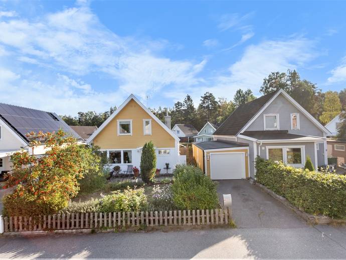 4 rok · 120 m² · Vedstigen 4