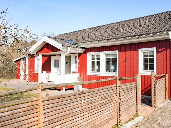7 rok · 184 m² · Lövgatan 12