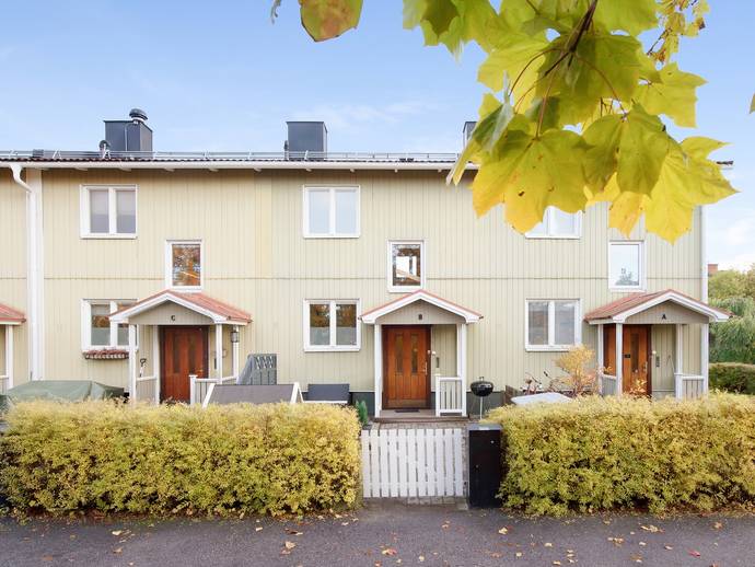 3 rok · 78 m² · Eiraplan 4 B