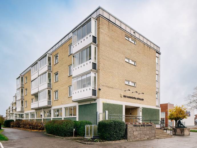 3 rok · 80 m² · Strandvägen 9
