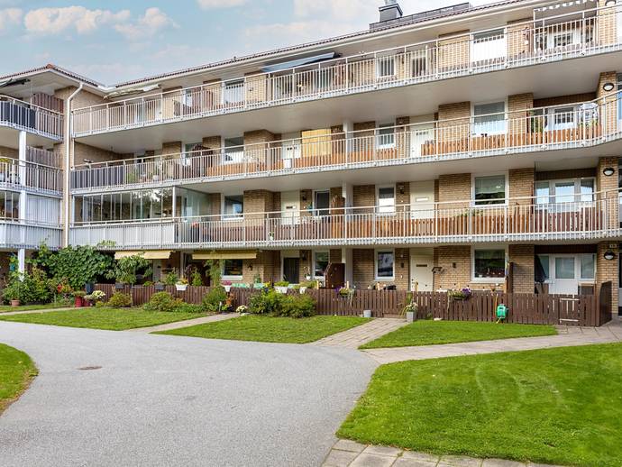 3 rok · 79 m² · Södra Bangårdsgatan 18