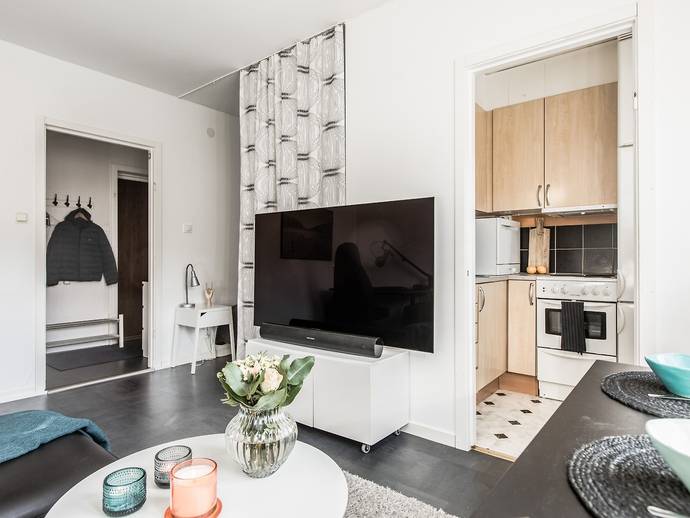1 rok · 27 m² · Hårdvallsgatan 8