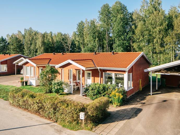 2 rok · 63 m² · Furuvägen 11