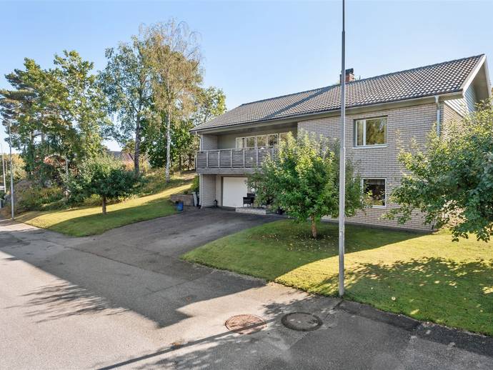 7 rok · 144 m² · Örnvägen 14