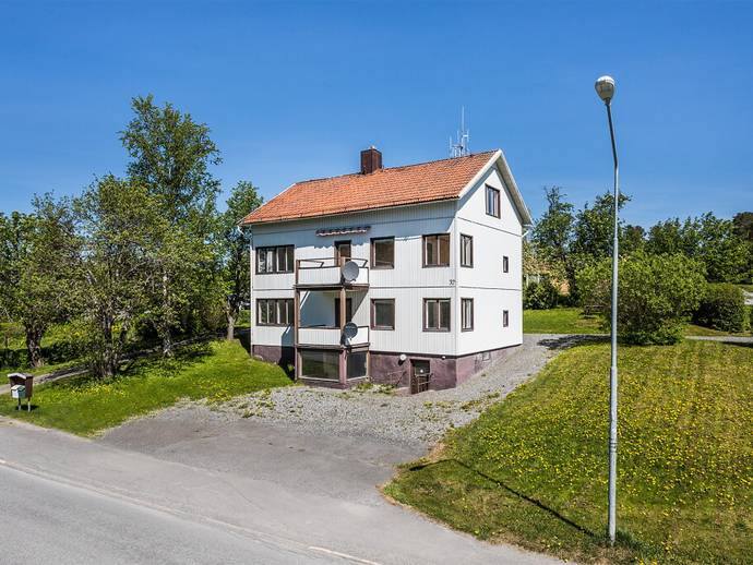 9 rok · 150 m² · Strandvägen 32