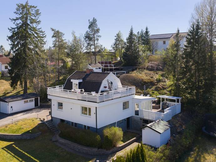 6 rok · 124 m² · Solhemsvägen 3