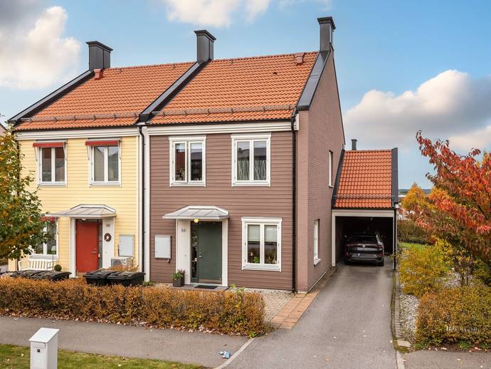 4 rok · 110 m² · Nils Åbergs Gata 8A