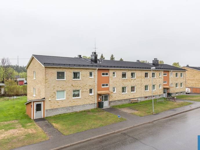 1 rok · 32,5 m² · Holmgatan 32