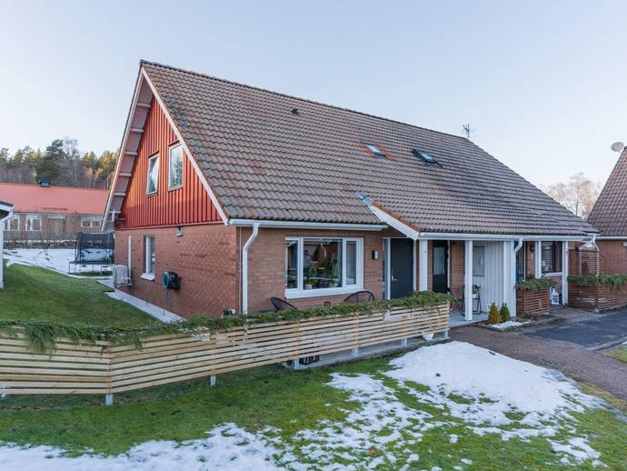 4 rok · 120 m² · Backvägen 20