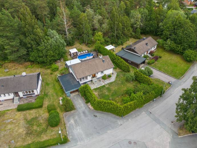 6 rok · 112 m² · Akademivägen 3