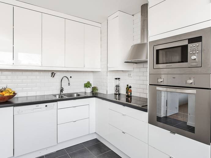 3 rok · 81 m² · Henriksdalsringen 71