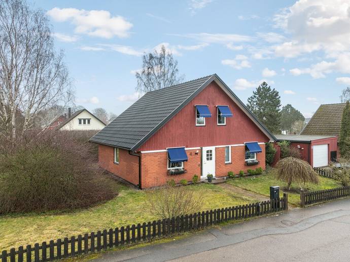 6 rok · 143 m² · Sillpackargränd 12
