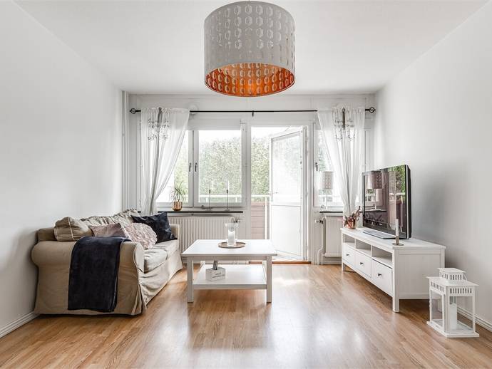 1,5 rok · 49 m² · Fältspatvägen 48