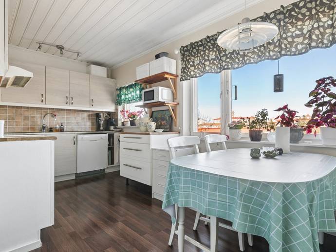 2 rok · 66 m² · Tvillingarnas gata 321