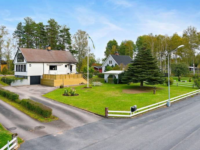 5 rok · 130 m² · Skogsvägen 5