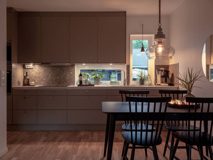 4 rok · 91 m² · Annebergsvägen 8