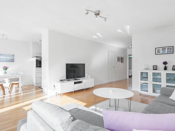 3 rok · 81 m² · Meteorvägen 50, 2 tr