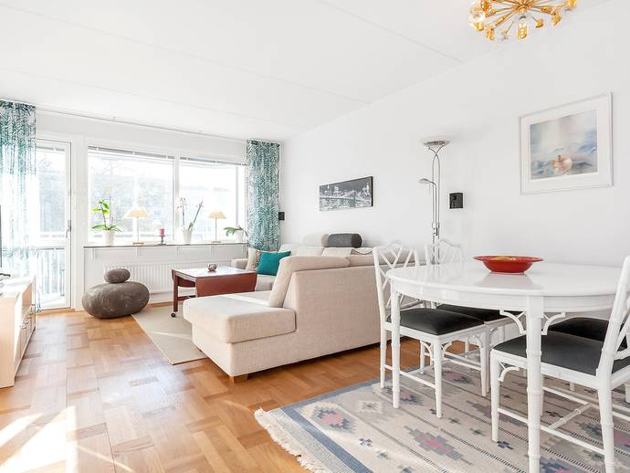 4 rok · 93 m² · Vältvägen 4, 2tr