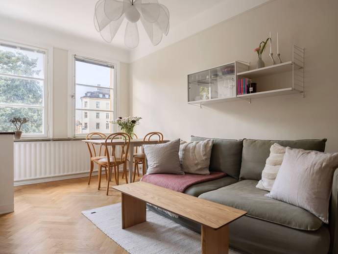 1 rok · 25 m² · Valhallavägen 47
