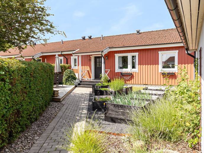 3 rok · 83 m² · Hörlins Väg 20