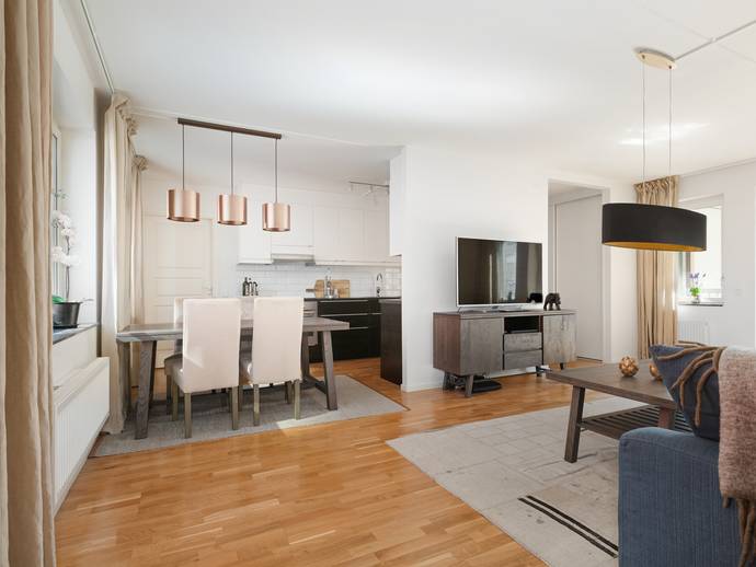 4 rok · 84 m² · Viggengatan 8