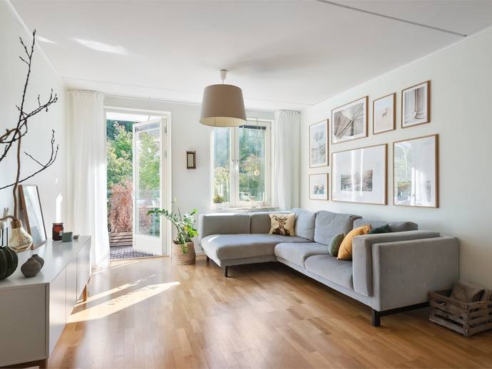 2 rok · 64,5 m² · Helgdagsvägen 19