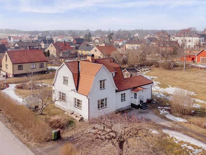 5 rok · 125 m² · Kyrkvägen 3