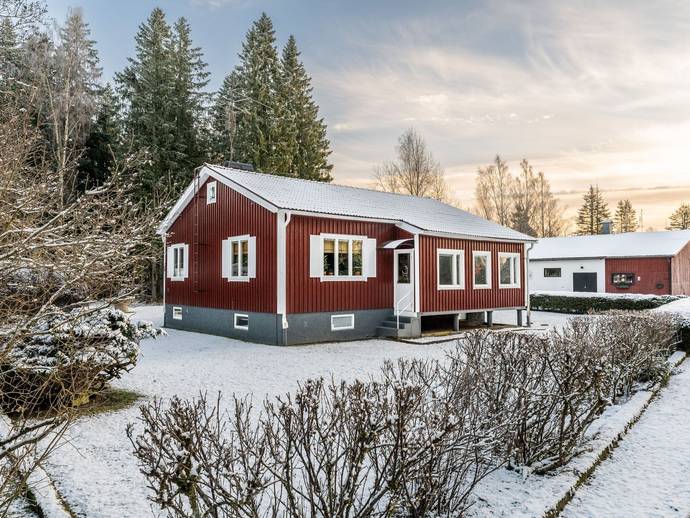 4 rok · 85 m² · Skogvaktarevägen 6