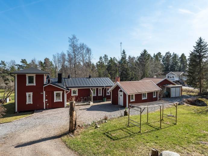 4 rok · 145 m² · Stora Björknäsvägen 136