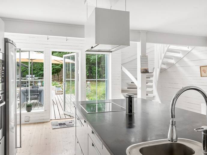 7 rok · 177 m² · Kyrkbyvägen 24