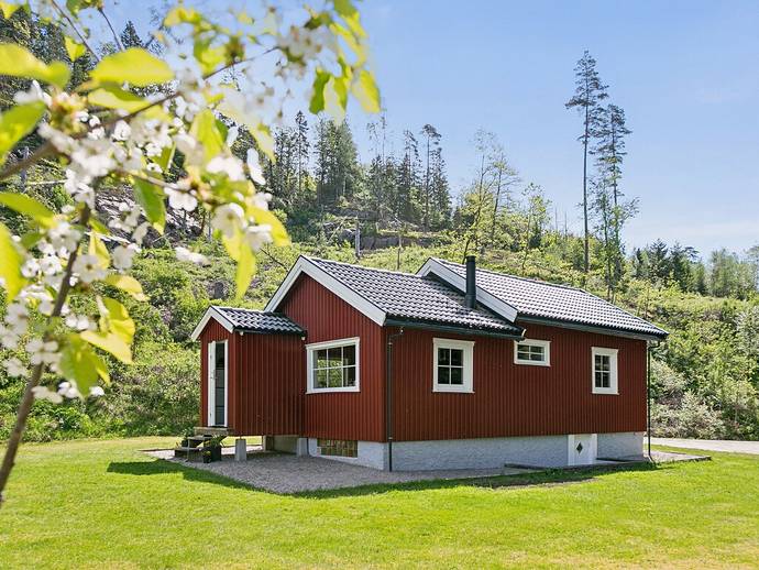 3 rok · 37 m² · Roteröd 124