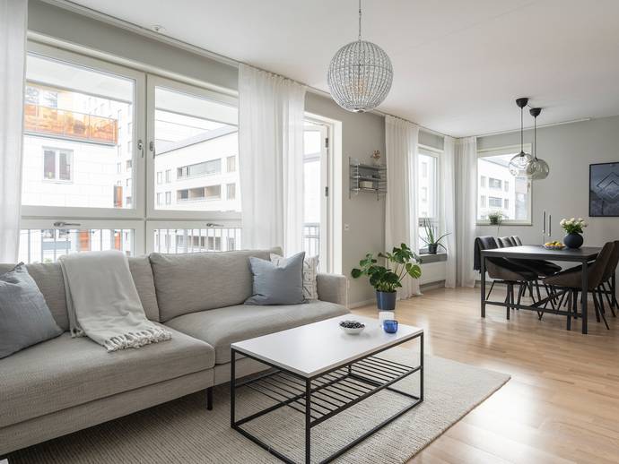 2 rok · 51 m² · Sjöviksvägen 100, 3 tr!