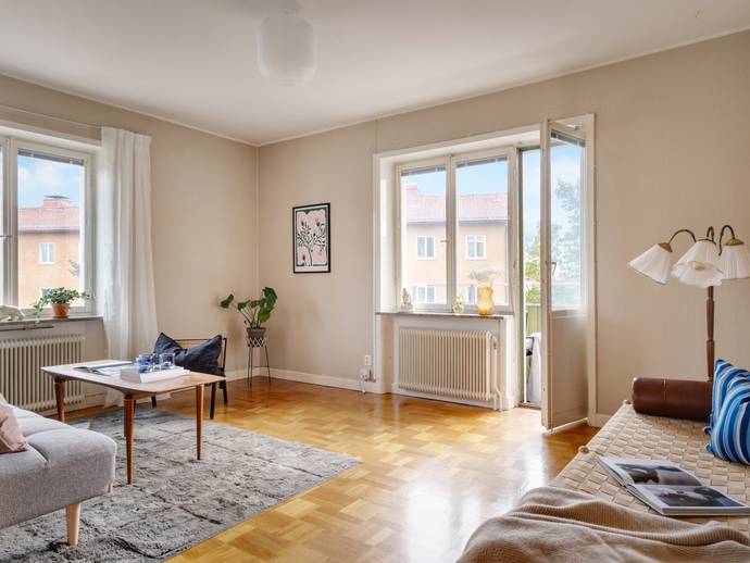 3 rok · 64 m² · Bildhuggarvägen 8