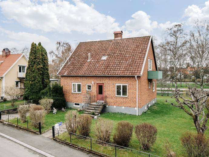 6 rok · 138 m² · Mossvägen 9