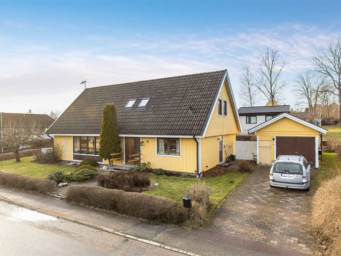 6 rok · 161 m² · Bronäsgatan 10