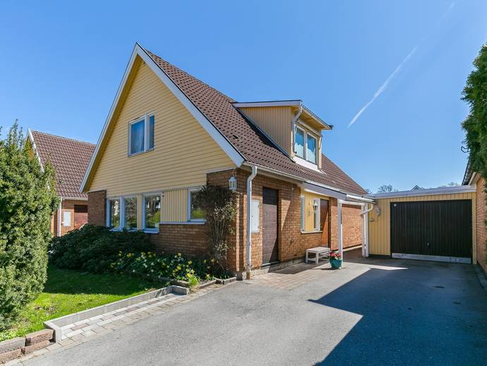 5 rok · 138 m² · Lövkärrsvägen 21