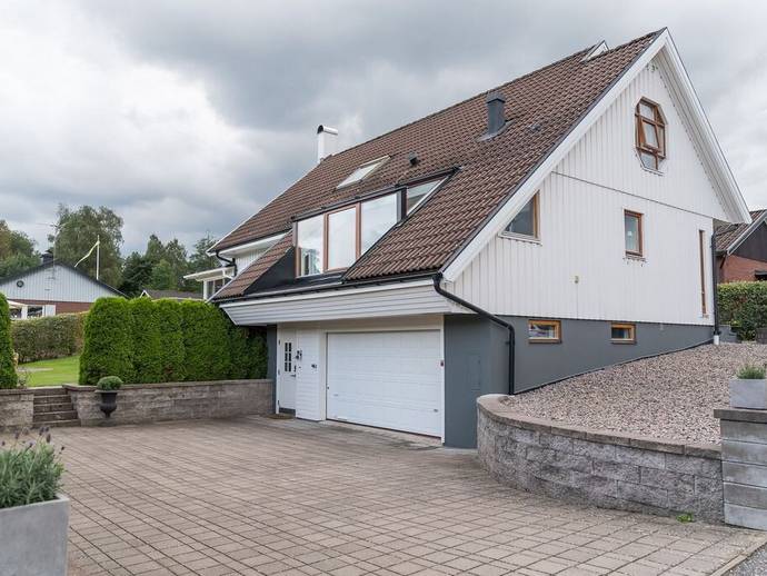 7 rok · 181 m² · Månstigen 3