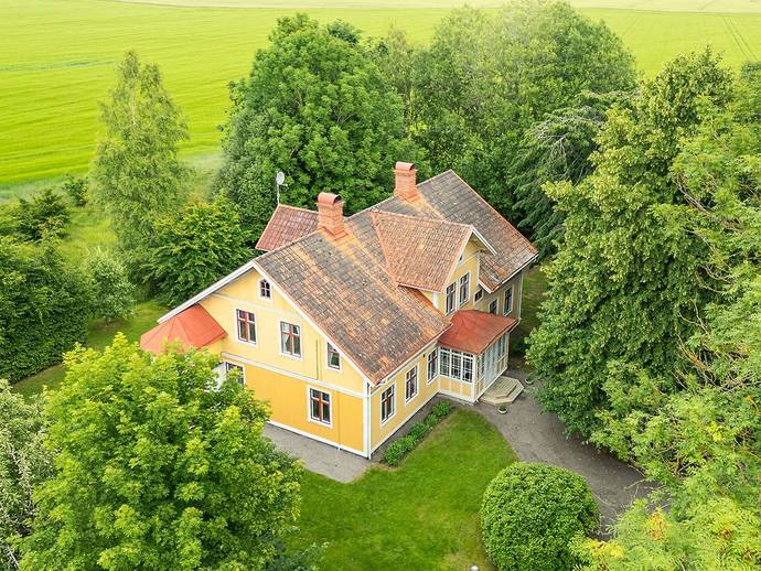 9 rok · 250 m² · Brestorp 3