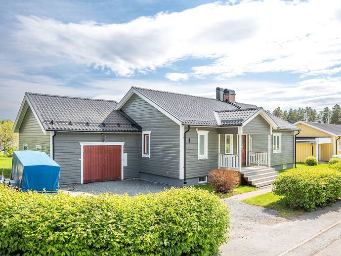 4 rok · 104 m² · Skogsbackavägen 1