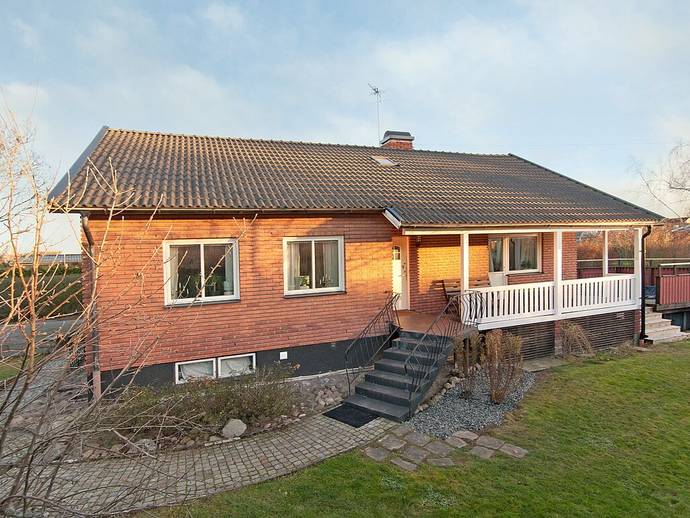 7 rok · 140 m² · Vindarnas Väg 27